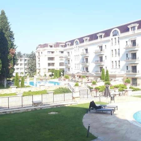 St Constantine And Helena - Anthony'S Luxurious Apartment Varna Buitenkant foto