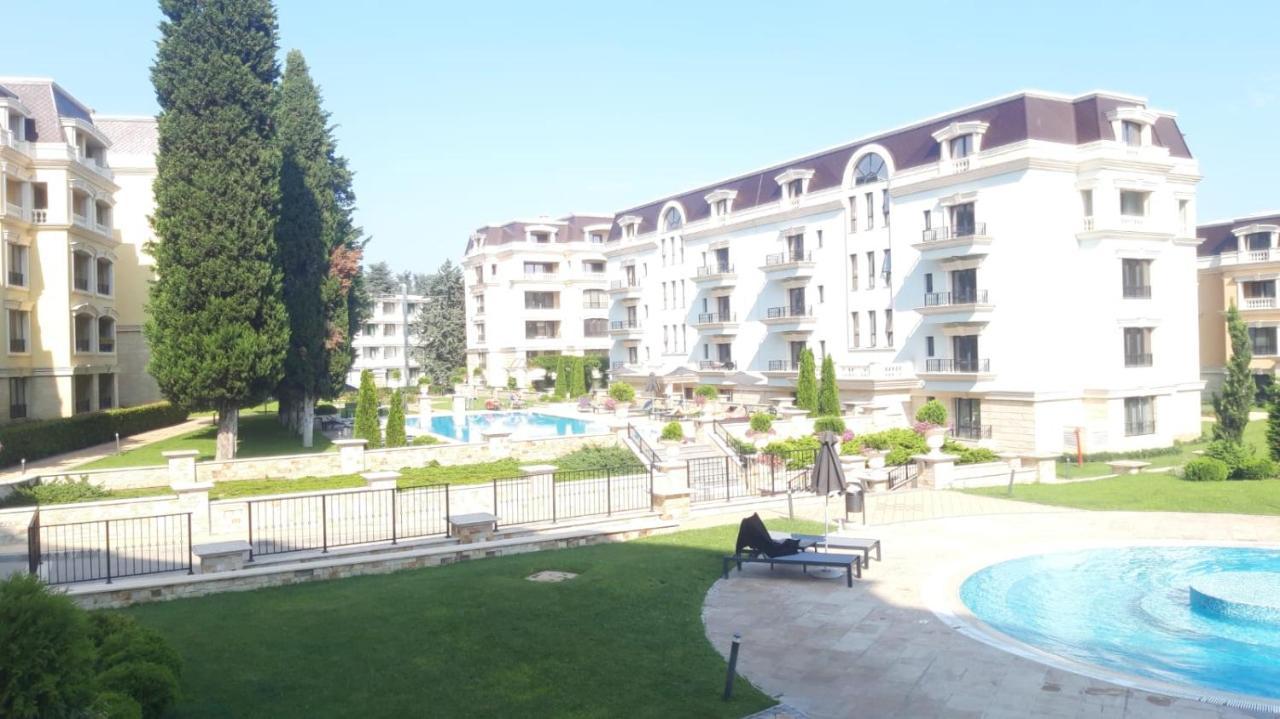 St Constantine And Helena - Anthony'S Luxurious Apartment Varna Buitenkant foto