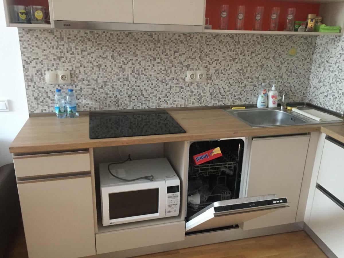 St Constantine And Helena - Anthony'S Luxurious Apartment Varna Buitenkant foto